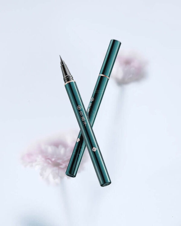 Florasis Pine Soot Smooth Eyeliner